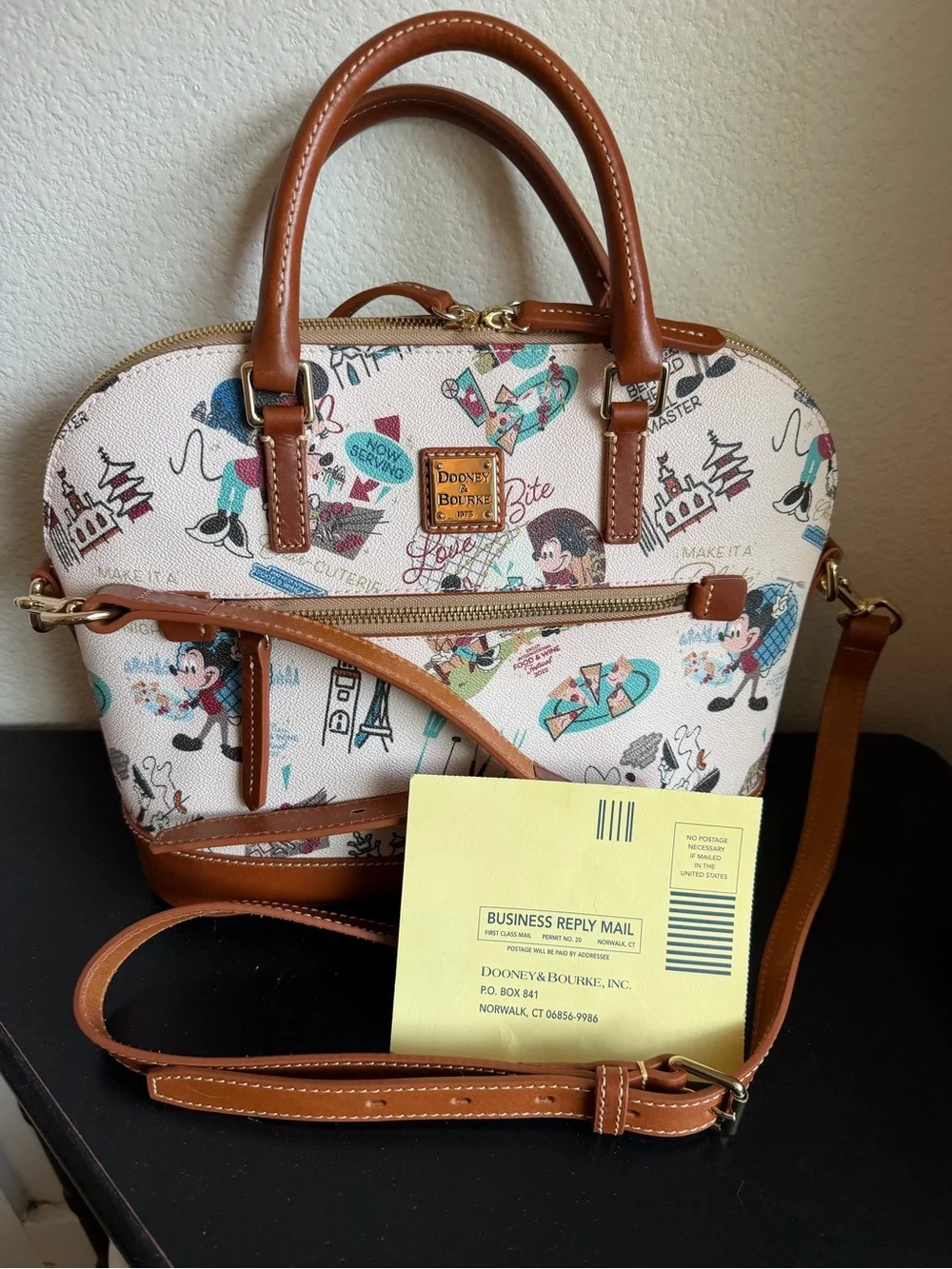 2022 Disney Dooney & Bourke Epcot Food & Wine Festival Satchel Bag Purse Strap